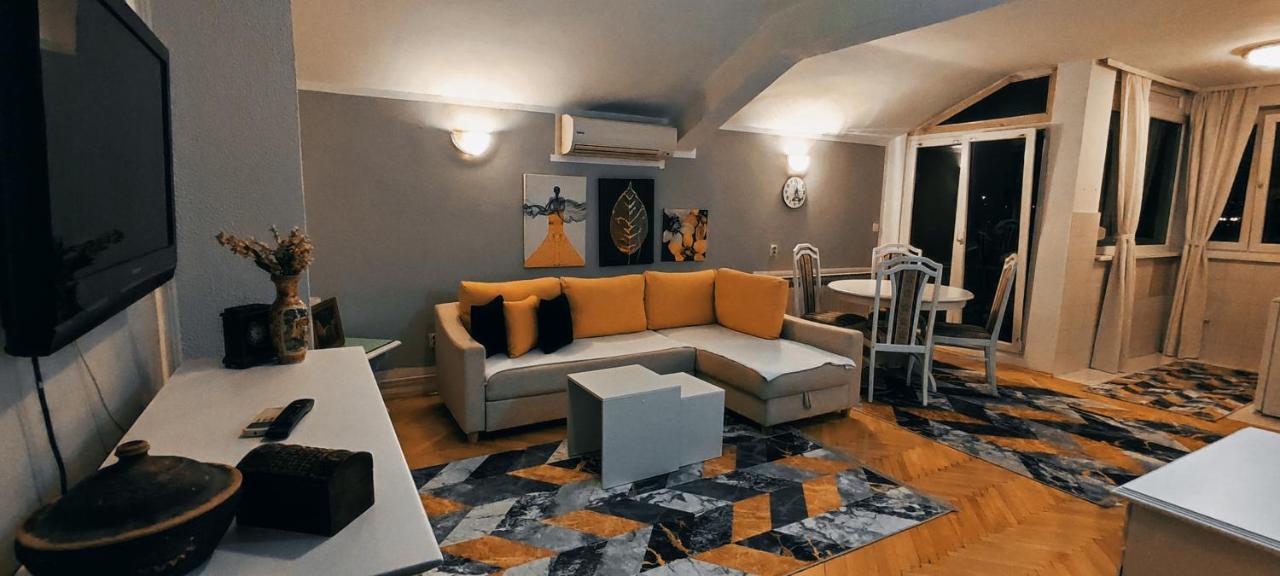 Villa Monera Apartments & Rooms & Free Garage Мостар Екстериор снимка