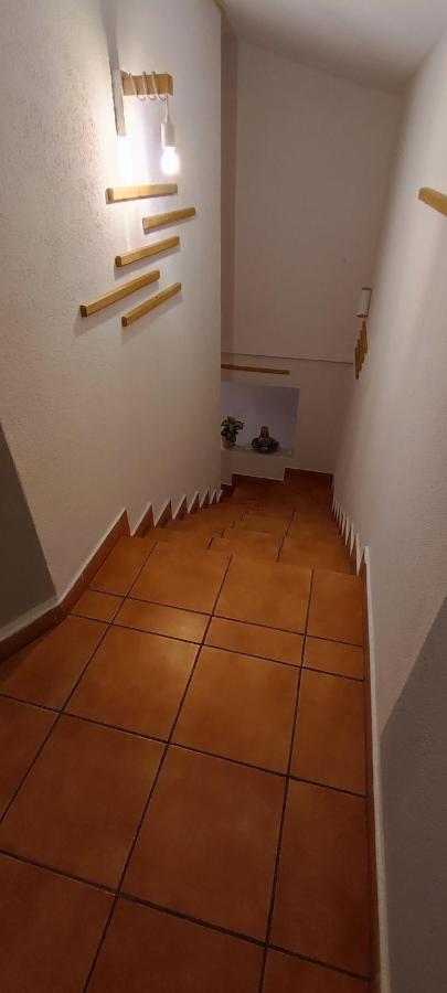 Villa Monera Apartments & Rooms & Free Garage Мостар Екстериор снимка
