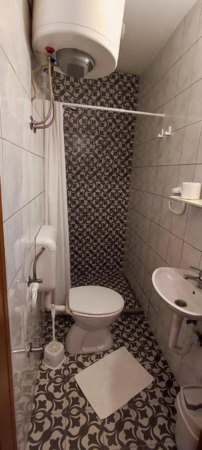 Villa Monera Apartments & Rooms & Free Garage Мостар Екстериор снимка